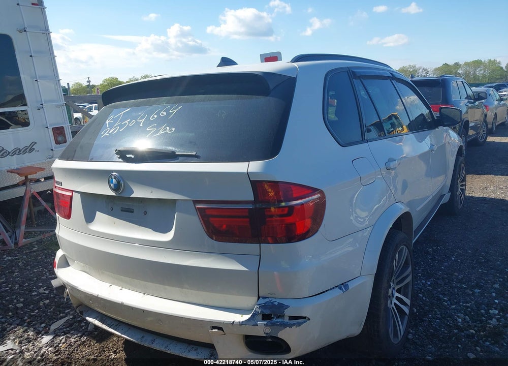 2011 BMW X5 VIN: 5UXZV4C5XBL402308