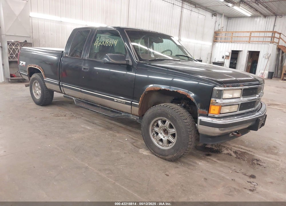 1998 CHEVROLET K1500 FLEETSIDE VIN: 1GCEK19R8WR158386