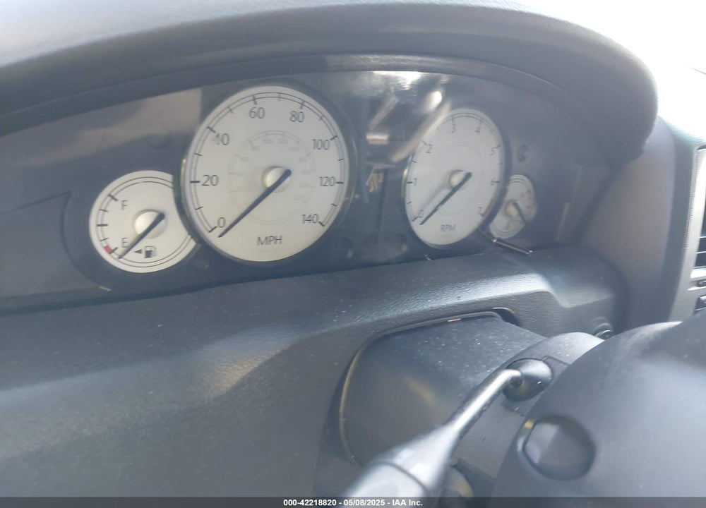 2005 CHRYSLER 300 VIN: 2C3JK53G85H638945