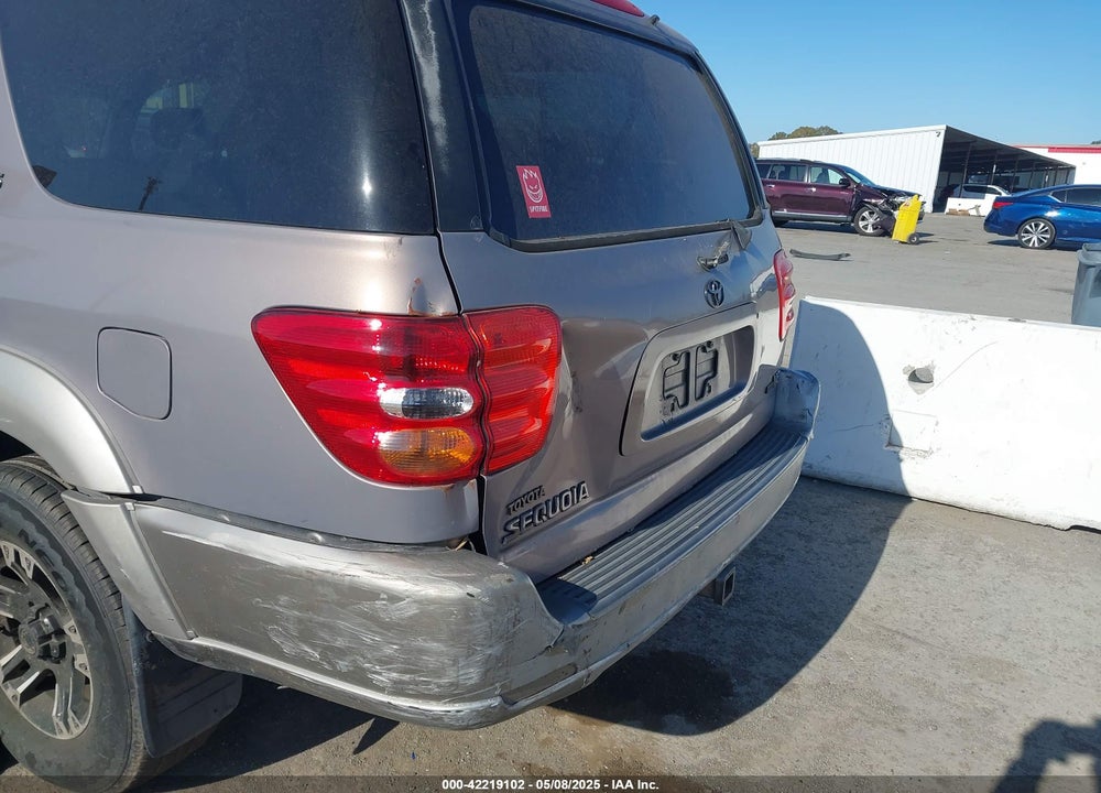 2002 TOYOTA SEQUOIA SR5 V8 VIN: 5TDZT34A72S117383