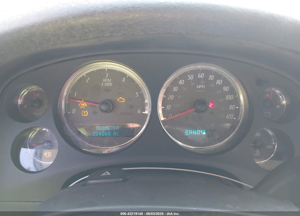 2007 GMC YUKON DENALI VIN: 1GKFK63817J261736
