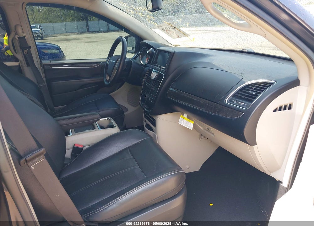 2014 CHRYSLER TOWN & COUNTRY TOURING VIN: 2C4RC1BG7ER294735