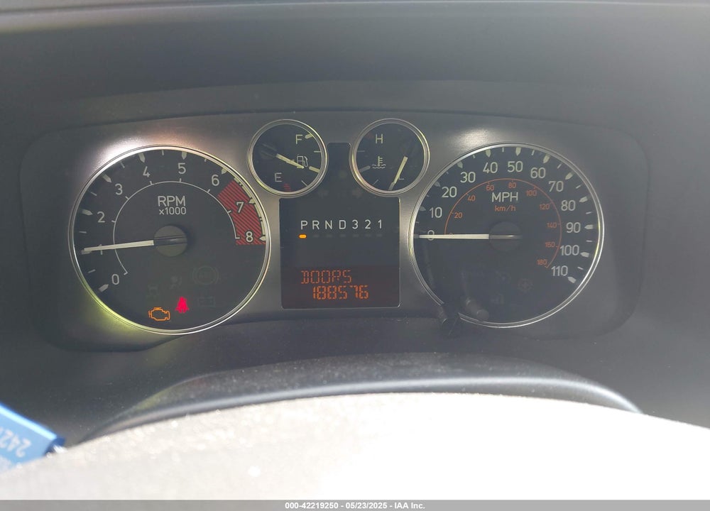 2007 HUMMER H3 SUV VIN: 5GTDN13E178131264