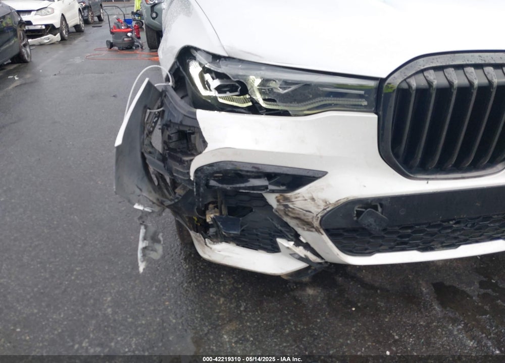 2022 BMW X7 VIN: 5UXCW2C06N9N07716