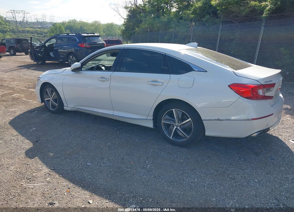 2018 HONDA ACCORD VIN: 1HGCV1F9XJA104969