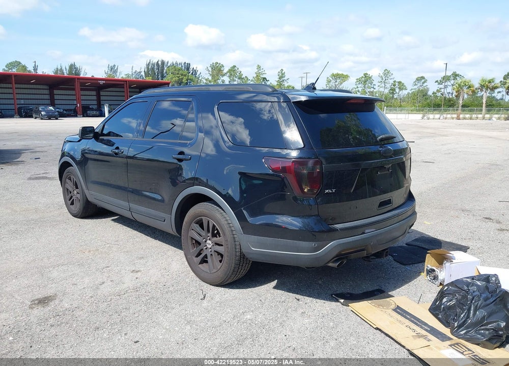 2018 FORD EXPLORER VIN: 1FM5K7D85JGB04304