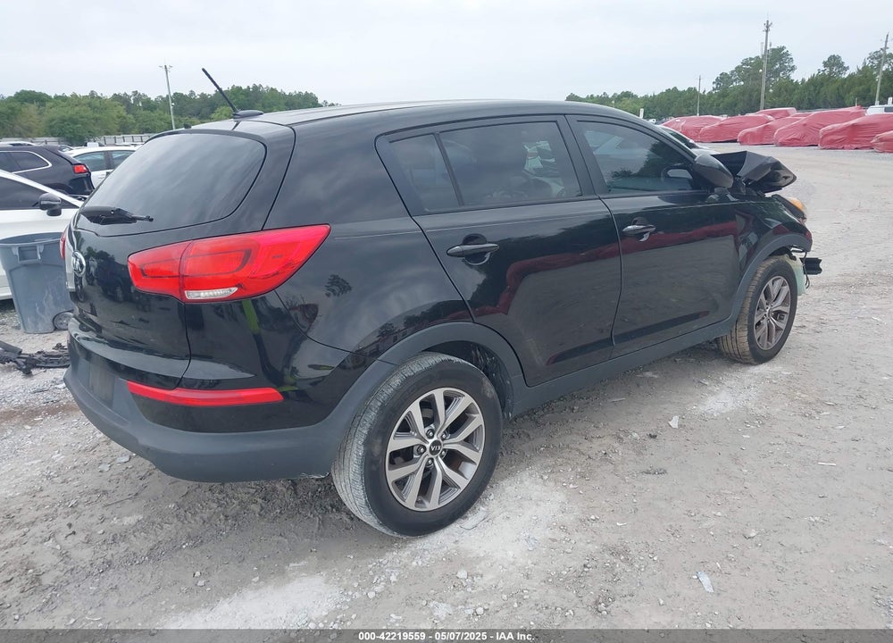 2016 KIA SPORTAGE LX VIN: KNDPB3AC1G7805669