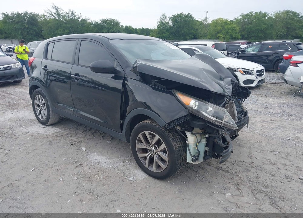 2016 KIA SPORTAGE LX VIN: KNDPB3AC1G7805669
