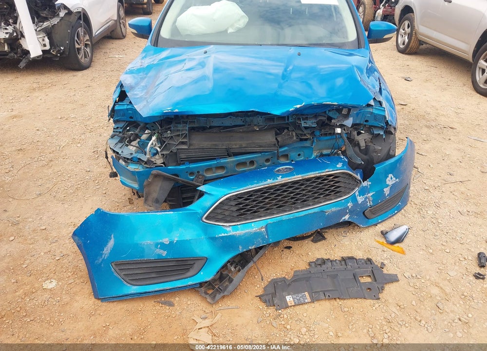2017 FORD FOCUS VIN: 1FADP3F23HL220837