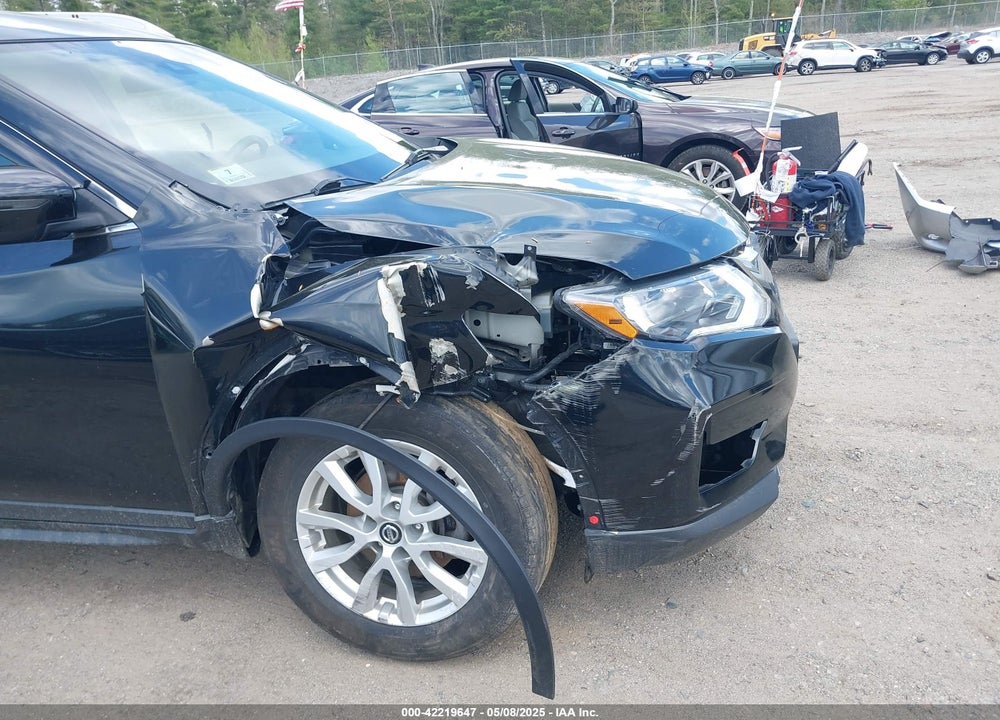 2019 NISSAN ROGUE SV VIN: KNMAT2MV3KP554737