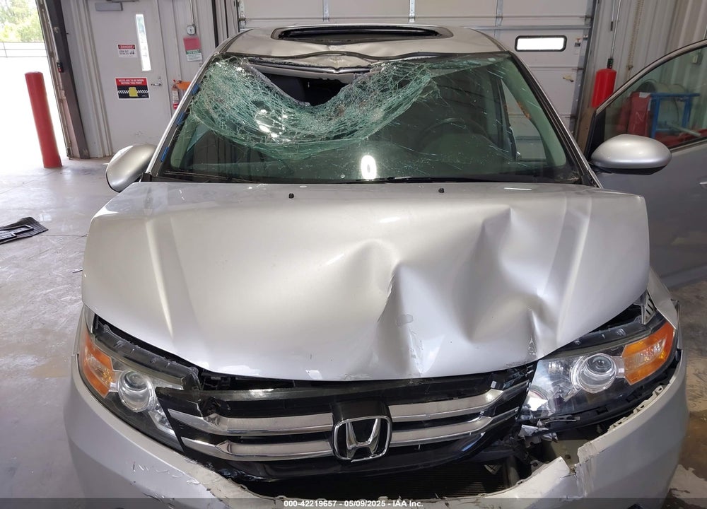 2015 HONDA ODYSSEY VIN: 5FNRL5H69FB047395