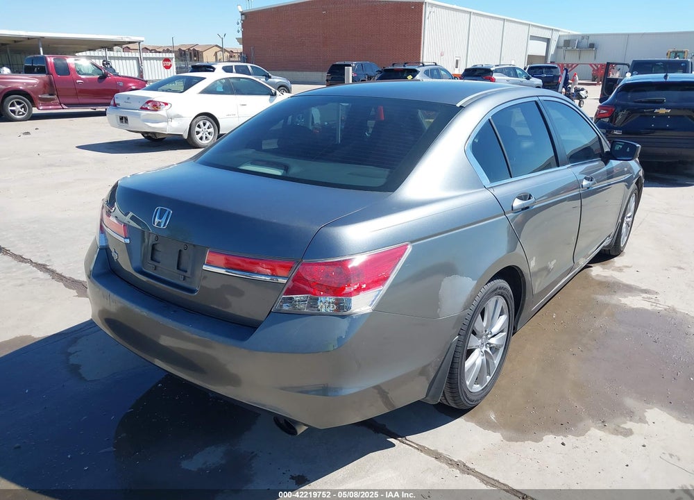 2012 HONDA ACCORD 2.4 EX VIN: 1HGCP2F77CA136232