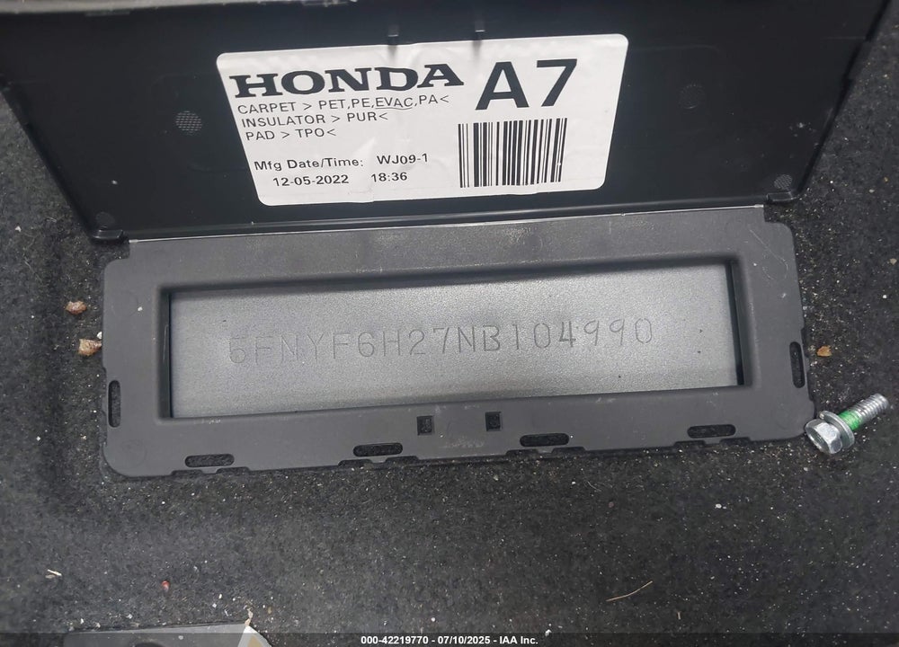 2022 HONDA PILOT VIN: 5FNYF6H27NB104990