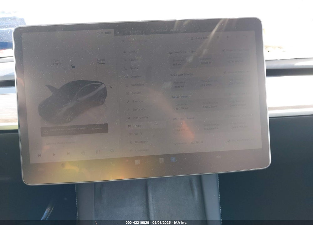 2023 TESLA MODEL Y VIN: 7SAYGDEEXPF890001