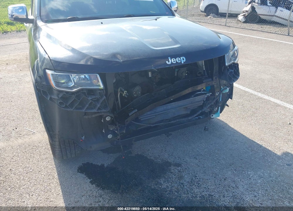 2018 JEEP GRAND CHEROKEE VIN: 1C4RJFBG4JC433449