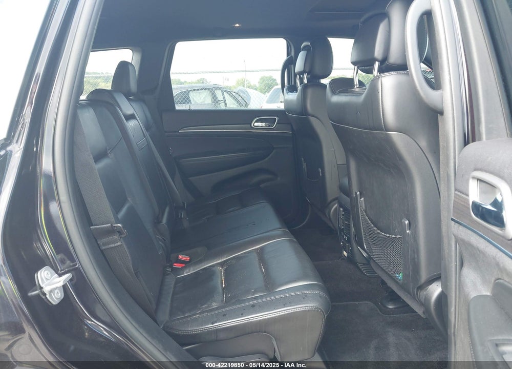 2018 JEEP GRAND CHEROKEE VIN: 1C4RJFBG4JC433449