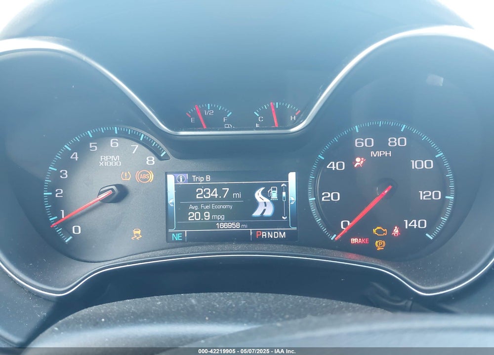 2017 CHEVROLET IMPALA VIN: 1G1105S34HU200093