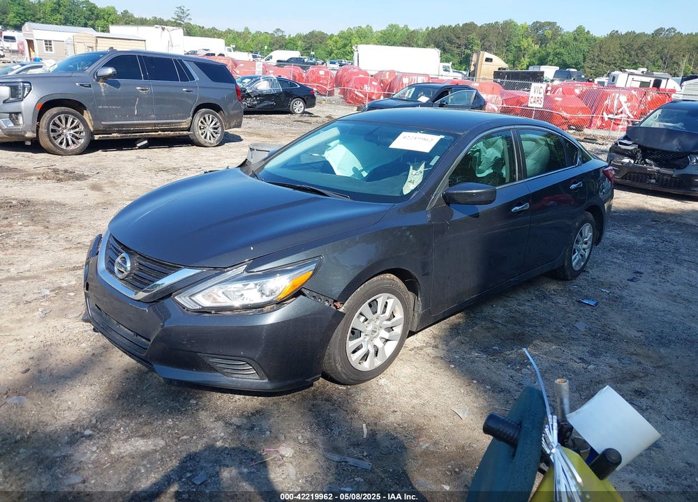 2017 NISSAN ALTIMA VIN: 1N4AL3AP4HN365715