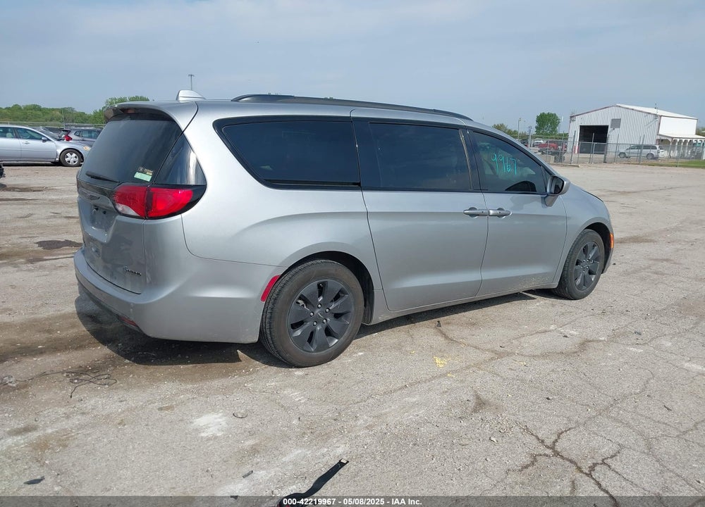 2019 CHRYSLER PACIFICA HYBRID TOURING L VIN: 2C4RC1L7XKR613958