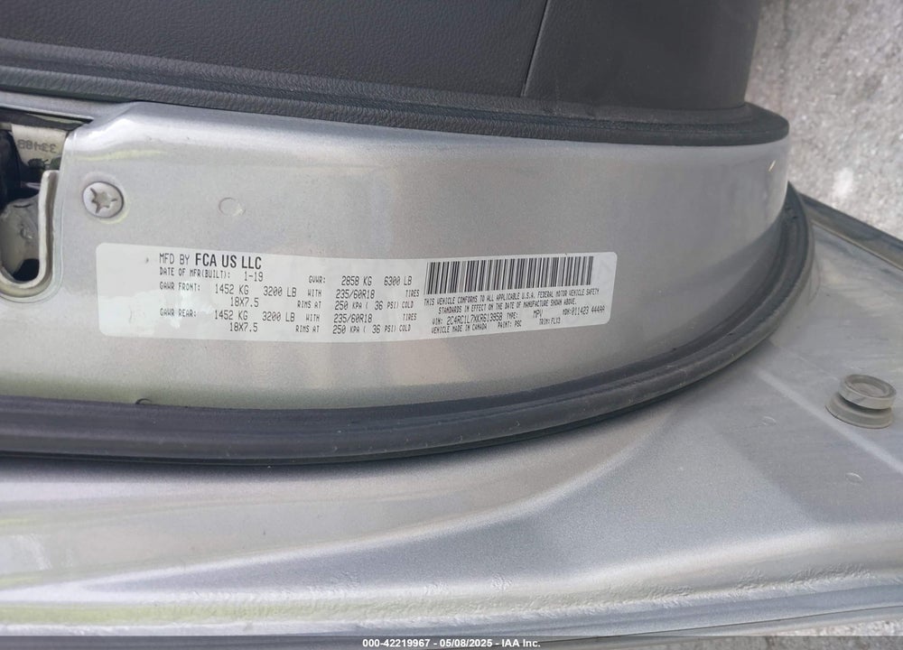 2019 CHRYSLER PACIFICA HYBRID TOURING L VIN: 2C4RC1L7XKR613958
