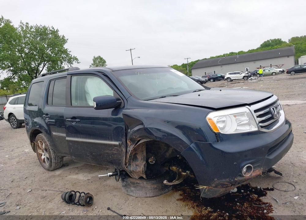 2012 HONDA PILOT TOURING VIN: 5FNYF4H93CB025864