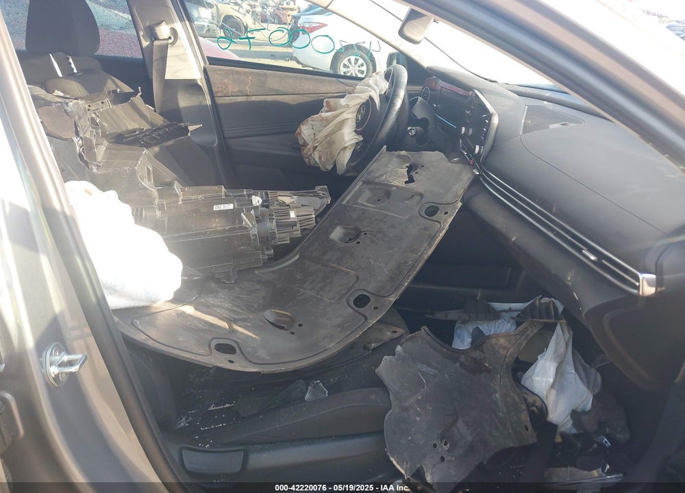 2022 HYUNDAI ELANTRA VIN: KMHLS4AG4NU321707