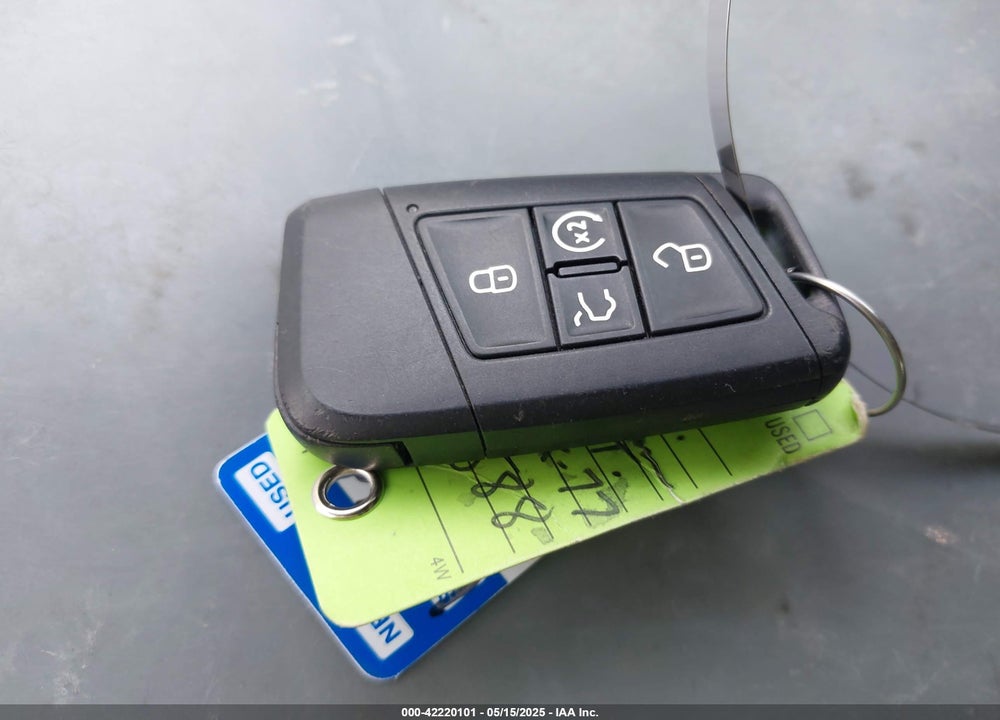 2021 VOLKSWAGEN TIGUAN VIN: 3VV3B7AXXMM008588