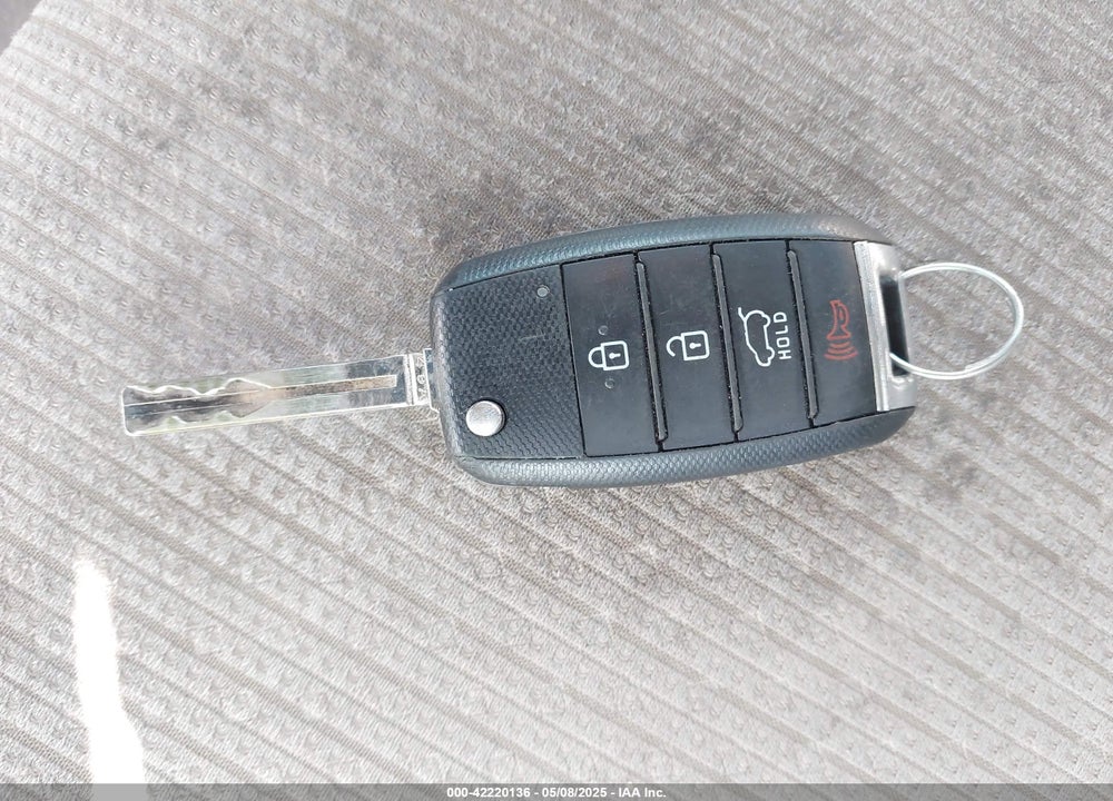 2017 KIA SEDONA L VIN: KNDMA5C1XH6279532