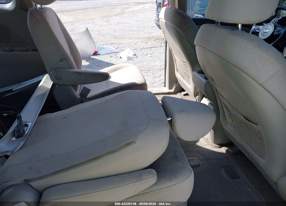 2017 KIA SEDONA L VIN: KNDMA5C1XH6279532