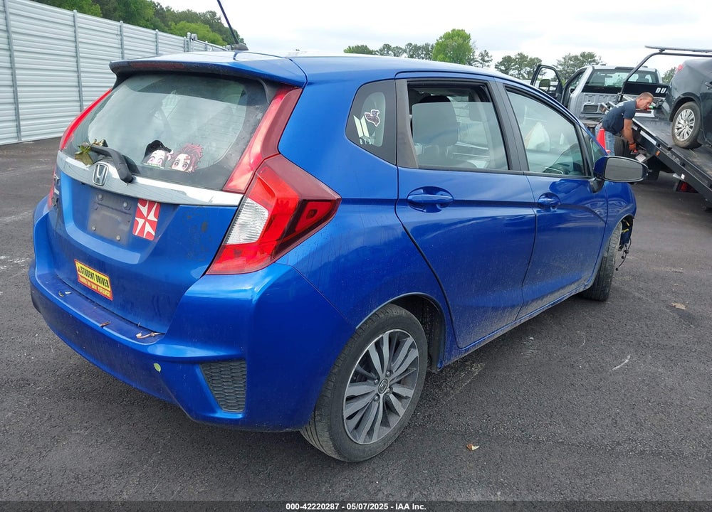 2015 HONDA FIT VIN: 3HGGK5H85FM756706