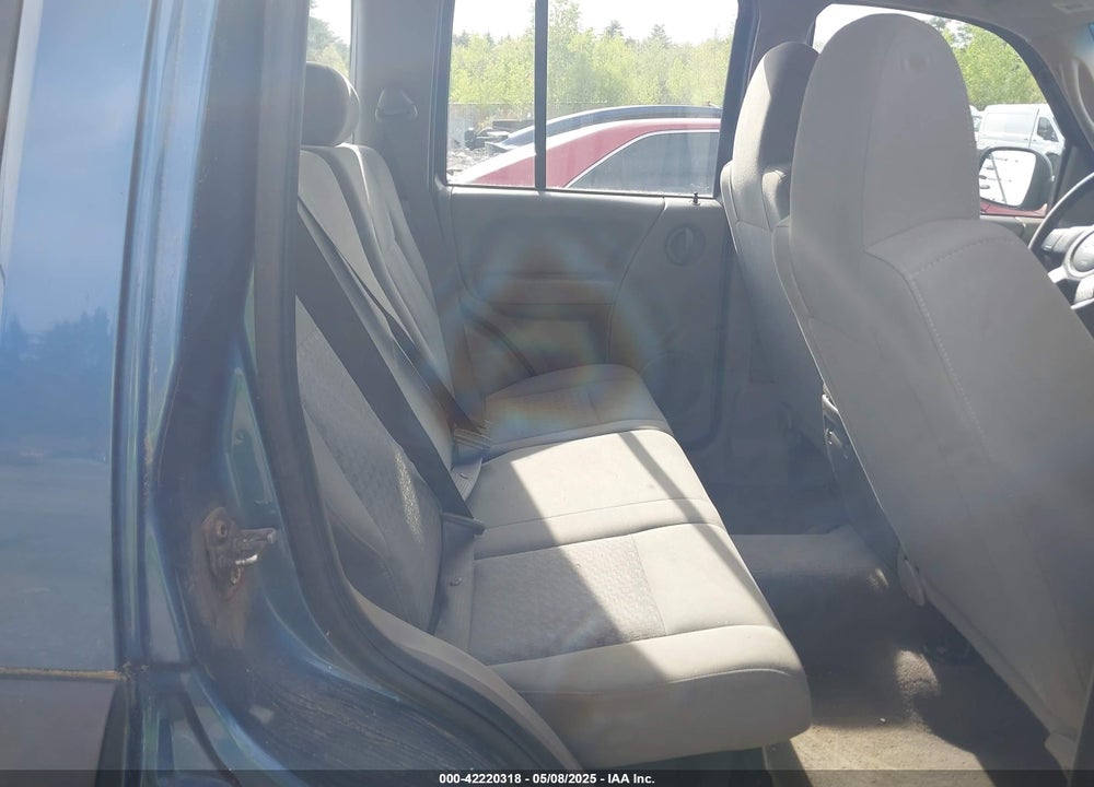 2006 JEEP LIBERTY VIN: 1J4GL48KX6W250767