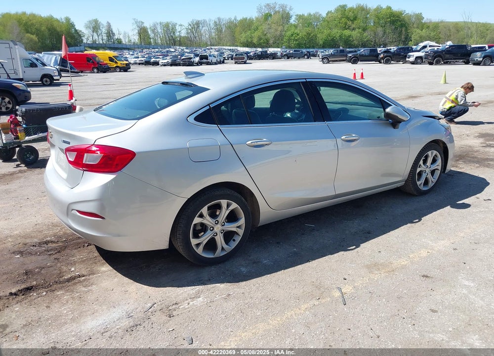 2017 CHEVROLET CRUZE VIN: 1G1BF5SM3H7143055