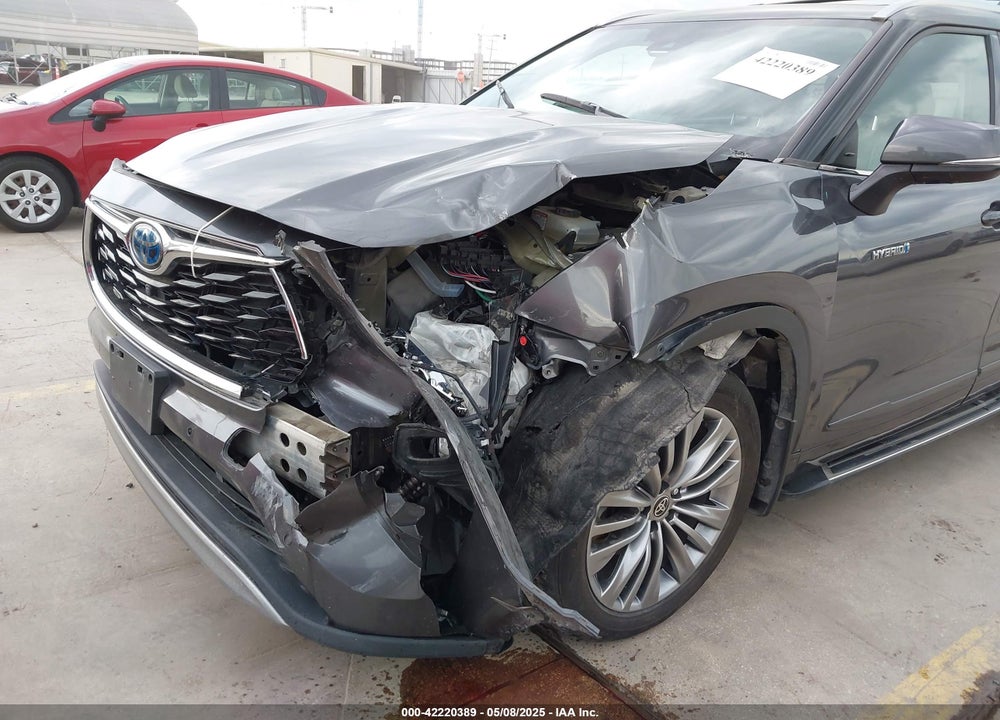 2021 TOYOTA HIGHLANDER HYBRID PLATINUM VIN: 5TDFARAHXMS008030