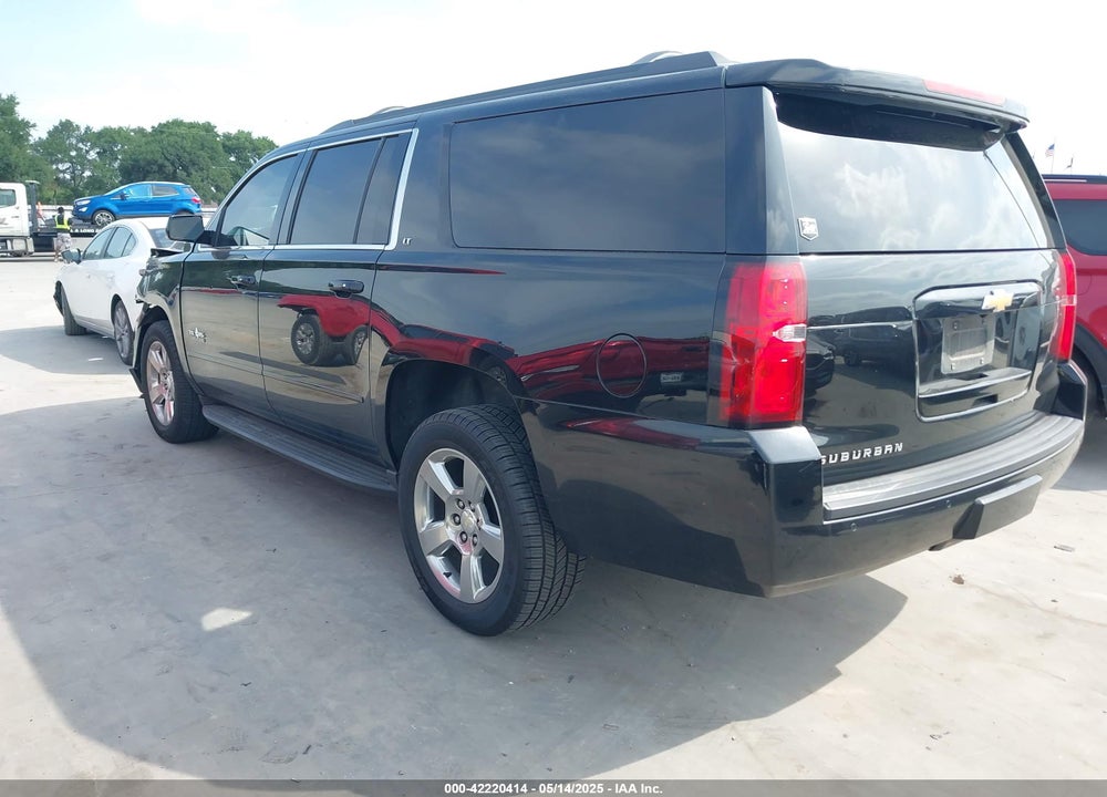 2018 CHEVROLET SUBURBAN VIN: 1GNSCHKC7JR140833