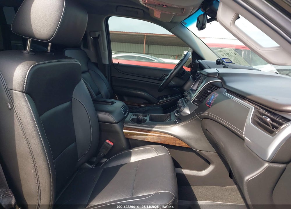 2018 CHEVROLET SUBURBAN VIN: 1GNSCHKC7JR140833