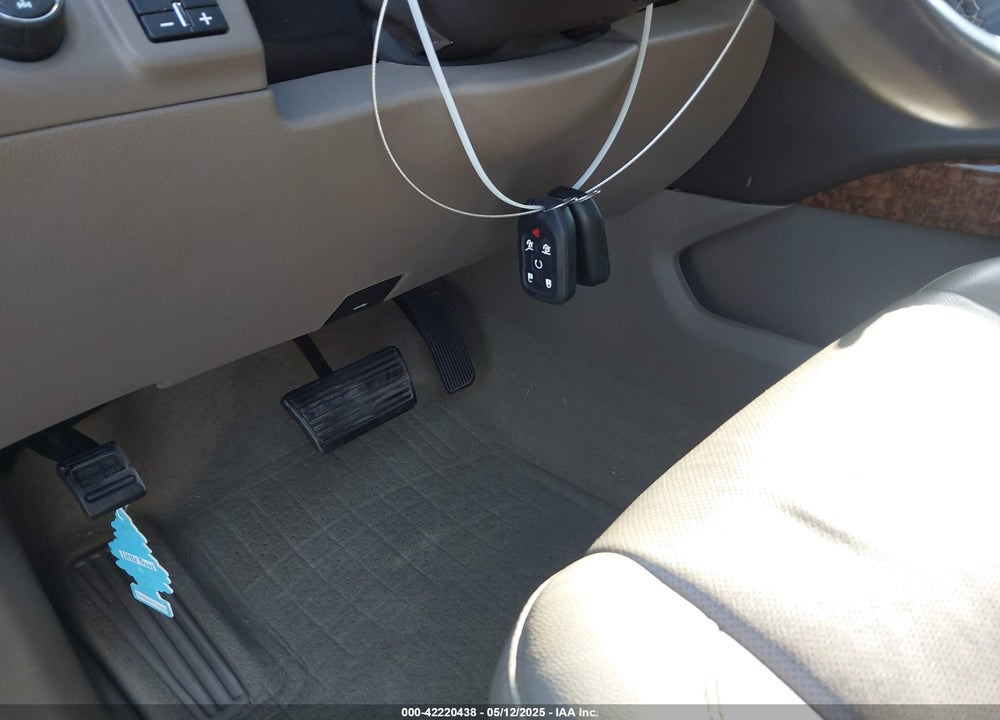 2016 CHEVROLET TAHOE VIN: 1GNSKCKC0GR203348