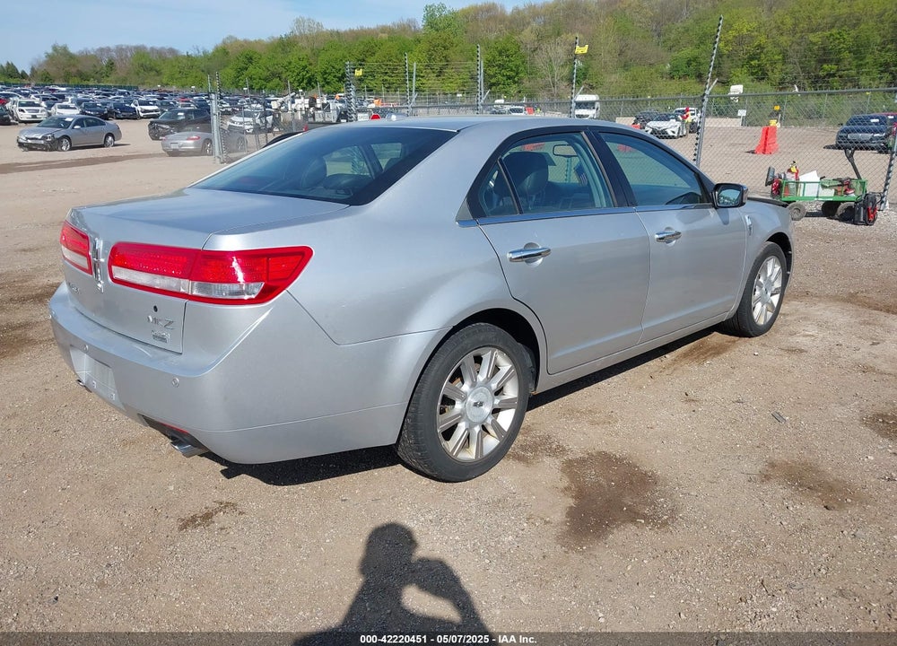 2011 LINCOLN MKZ VIN: 3LNHL2GC1BR754870