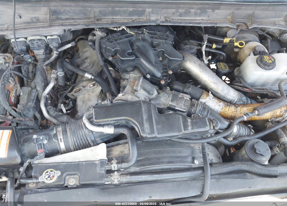 2014 FORD F-250 LARIAT VIN: 1FT7W2BT3EEB33393