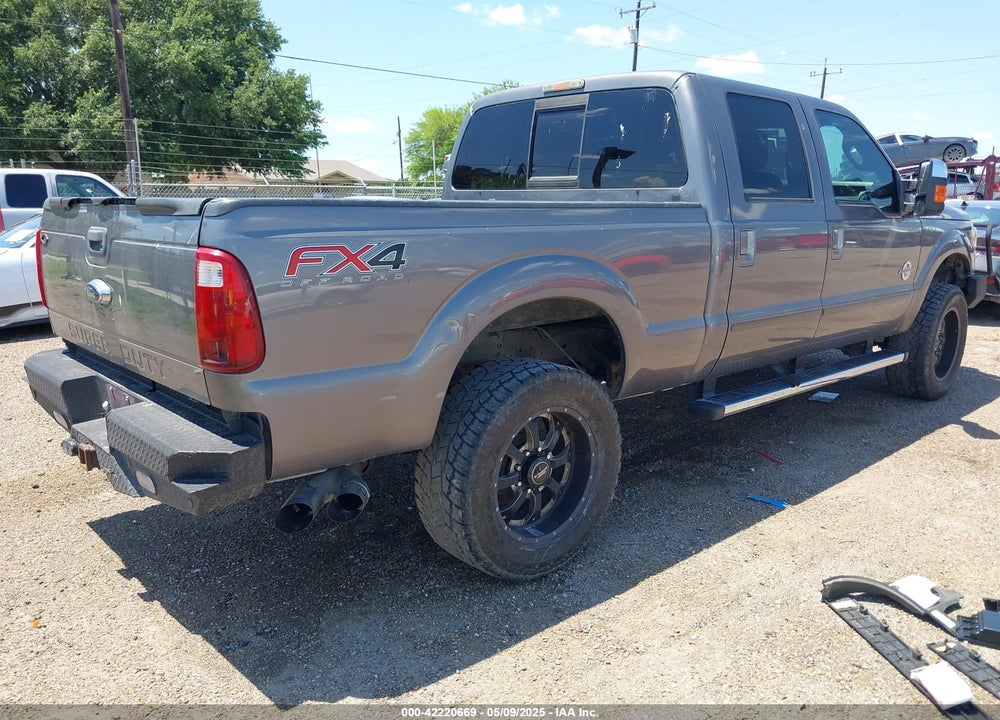 2014 FORD F-250 LARIAT VIN: 1FT7W2BT3EEB33393