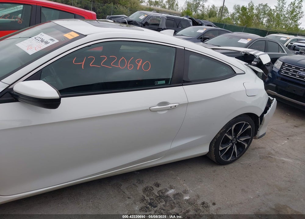 2018 HONDA CIVIC VIN: 2HGFC3A59JH756468