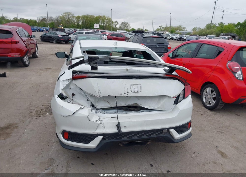 2018 HONDA CIVIC VIN: 2HGFC3A59JH756468