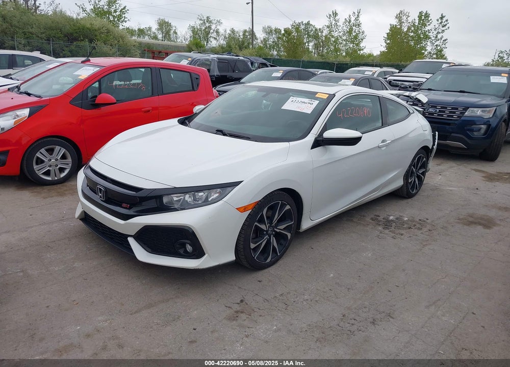 2018 HONDA CIVIC VIN: 2HGFC3A59JH756468