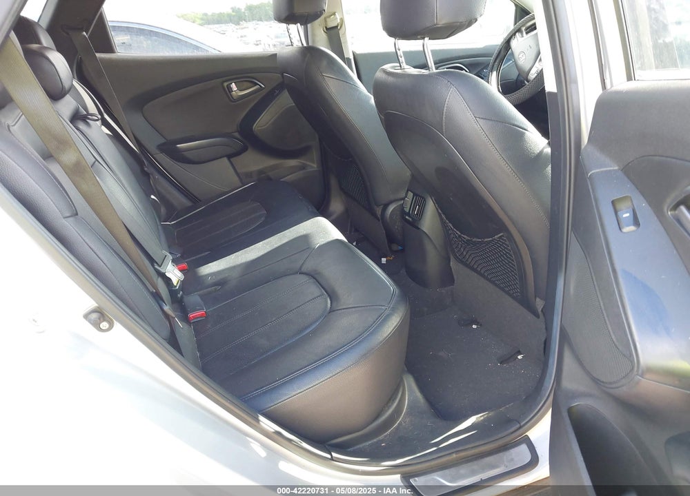 2014 HYUNDAI TUCSON LIMITED VIN: KM8JU3AG2EU858670