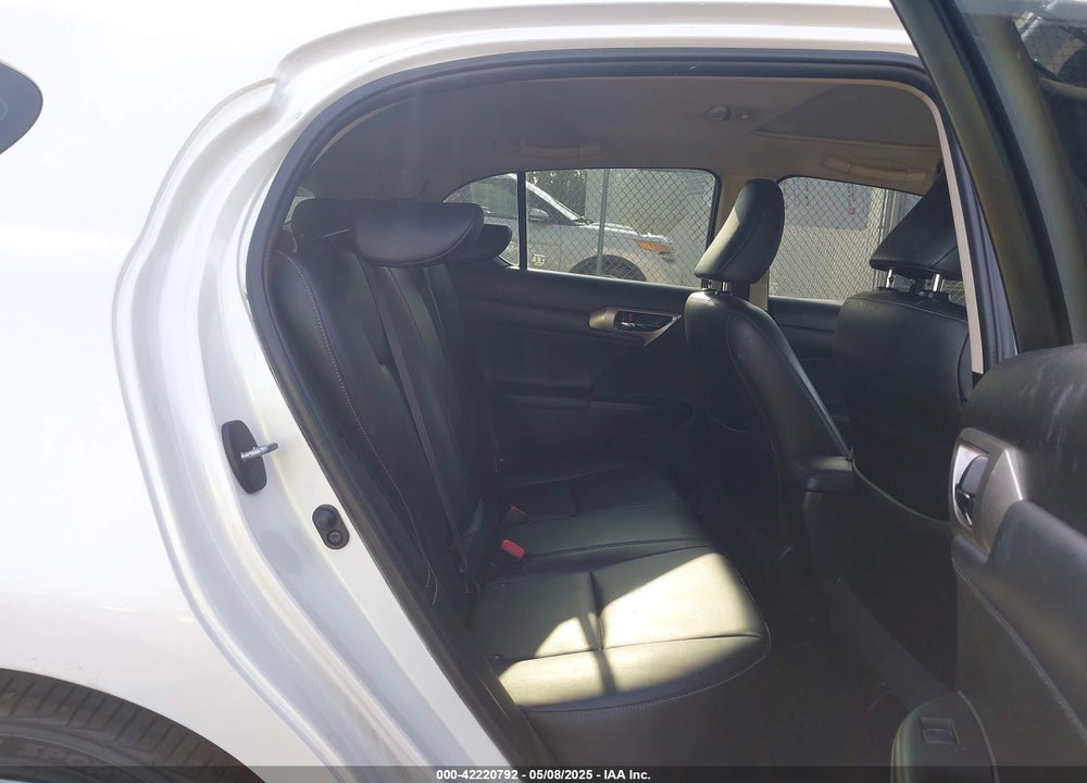 2015 LEXUS CT VIN: JTHKD5BH5F2232330