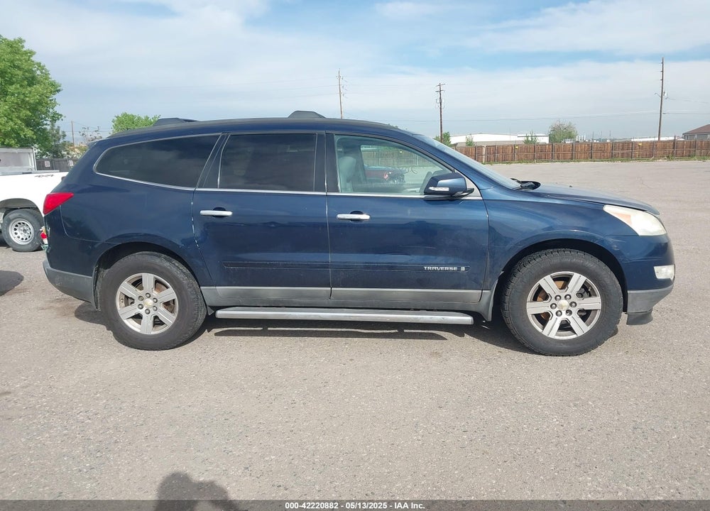 2009 CHEVROLET TRAVERSE LT VIN: 1GNER23D79S159435