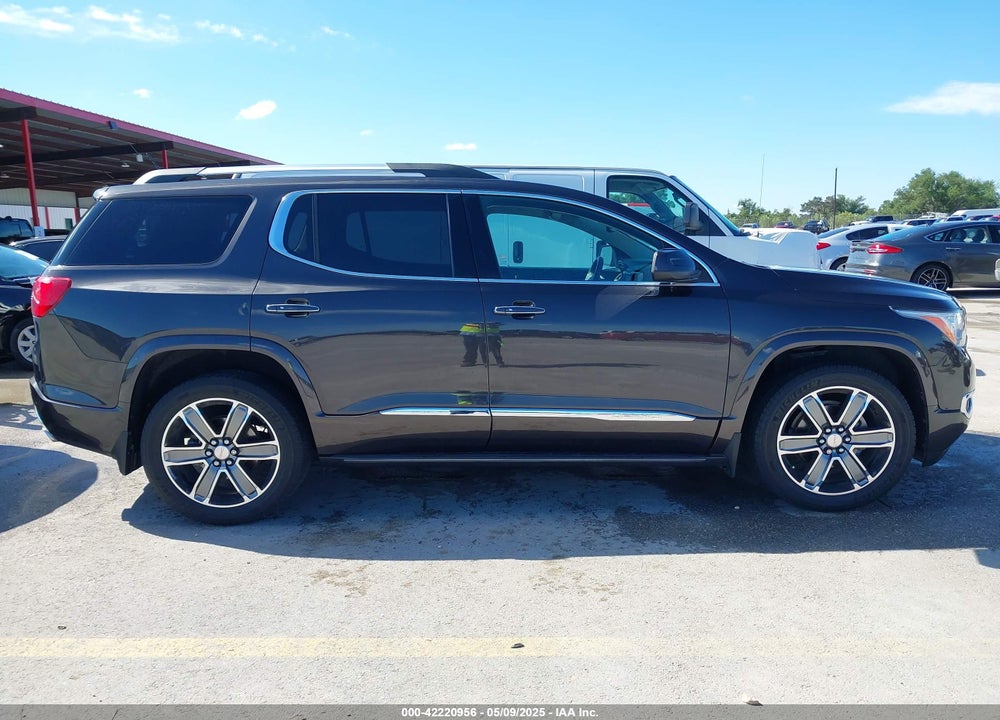 2017 GMC ACADIA VIN: 1GKKNPLS0HZ180284
