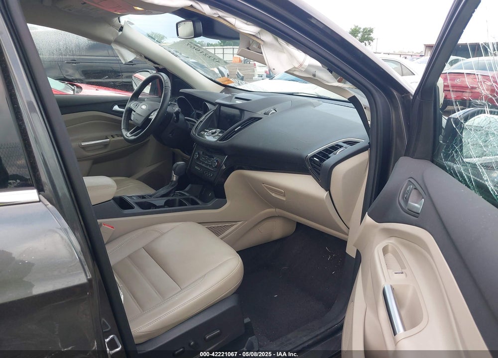 2017 FORD ESCAPE VIN: 1FMCU9J96HUE03340
