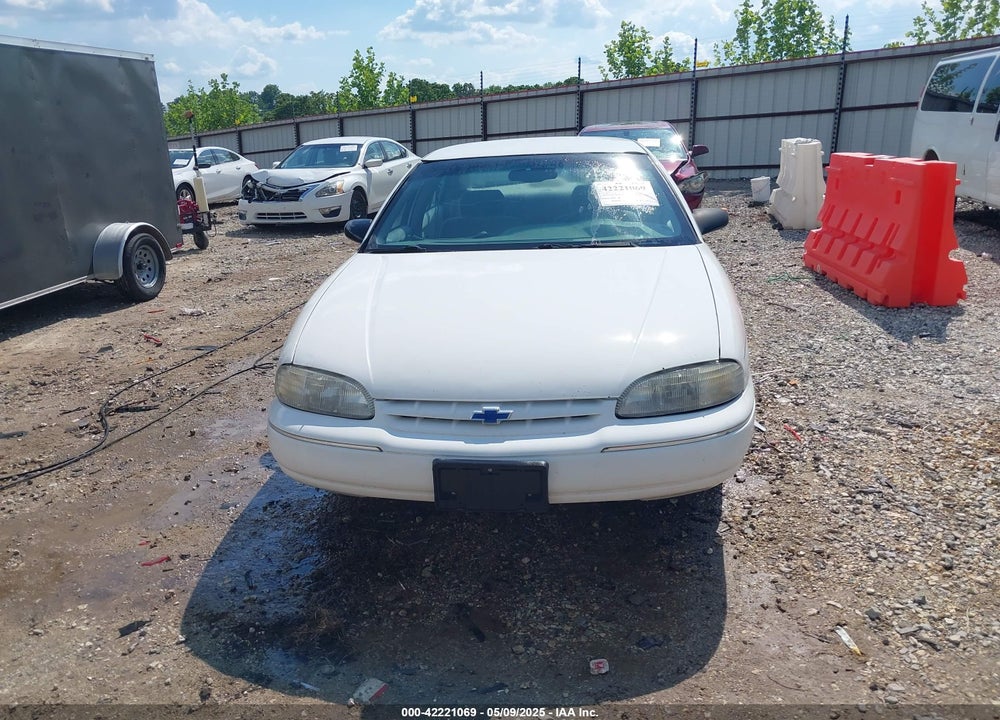 2001 CHEVROLET LUMINA VIN: 2G1WL52J711194772
