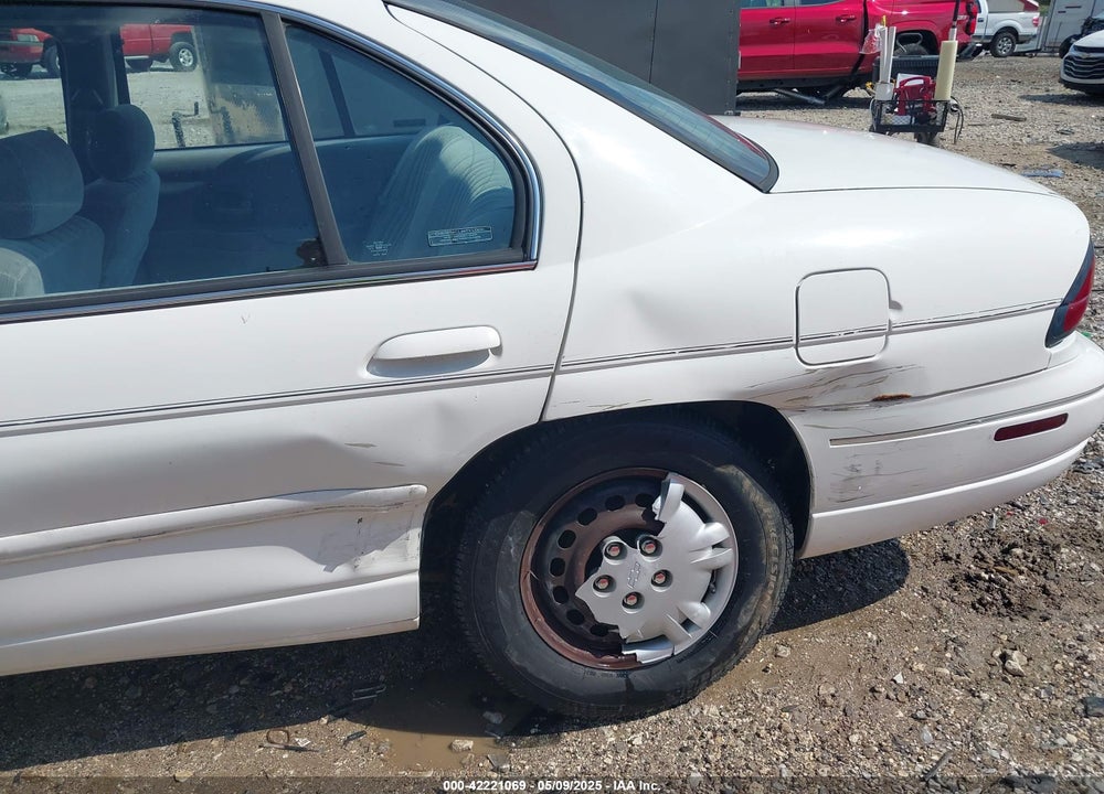 2001 CHEVROLET LUMINA VIN: 2G1WL52J711194772