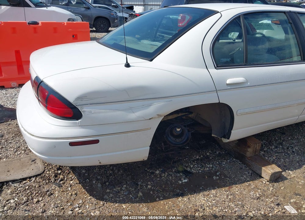 2001 CHEVROLET LUMINA VIN: 2G1WL52J711194772